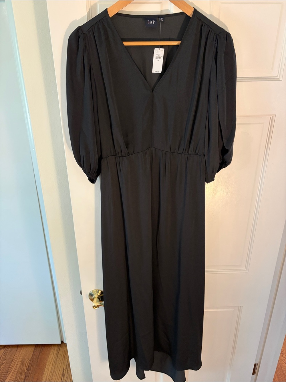 GAP Black Maxi Dress with V-Neck and Puff Sleeves